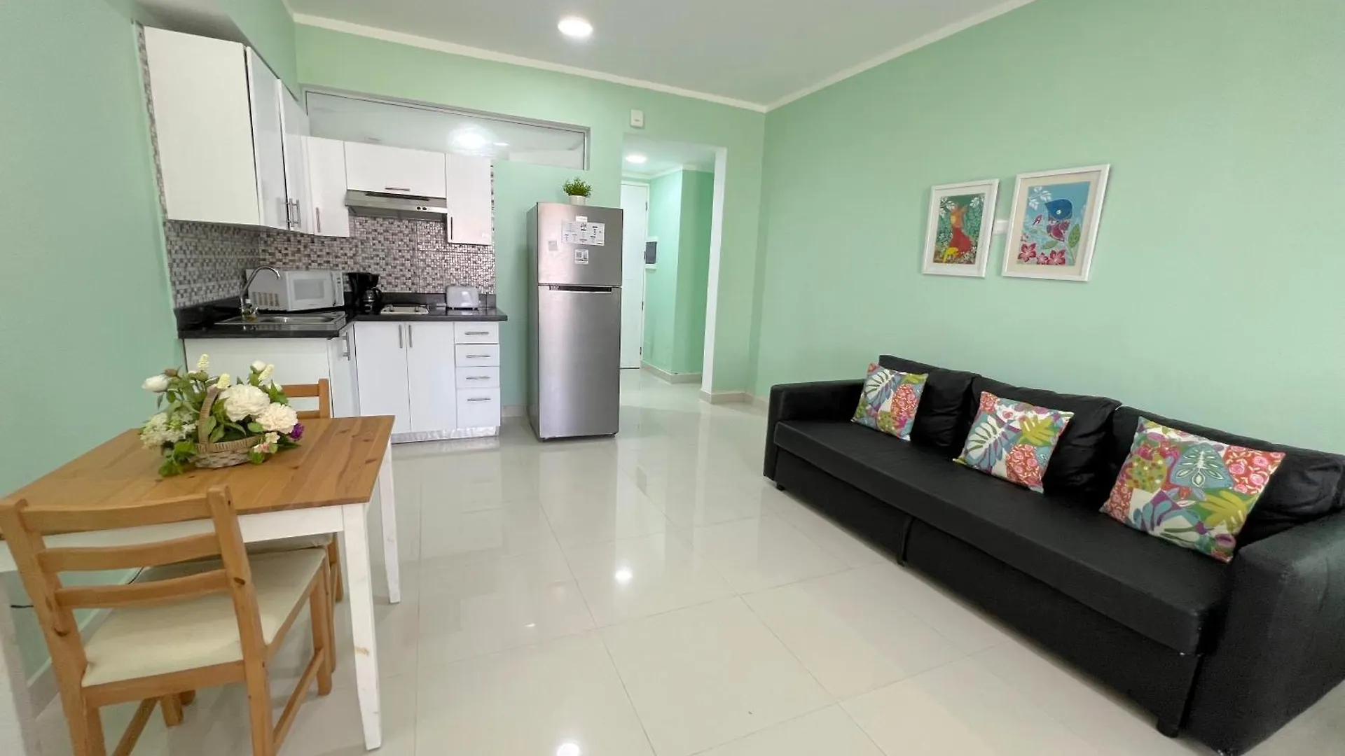 Sunny Suites With Rooftop Pool And Spa - Playa Los Corales 蓬塔卡纳